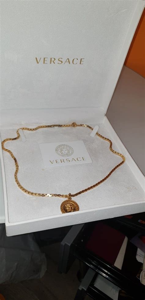 cadenas de oro versace|Collares Versace .